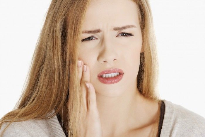 Răng khôn khiến bệnh nhân cảm thấy khó chịu và đau đớn