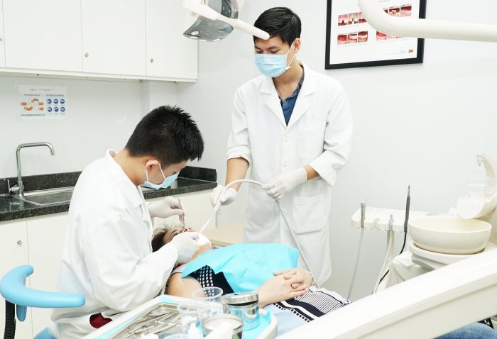 Kiểm tra răng miệng định kì tại địa chỉ nha khoa uy tín như JW sẽ giúp bạn bảo vệ tốt nhất cho răng miệng của mình