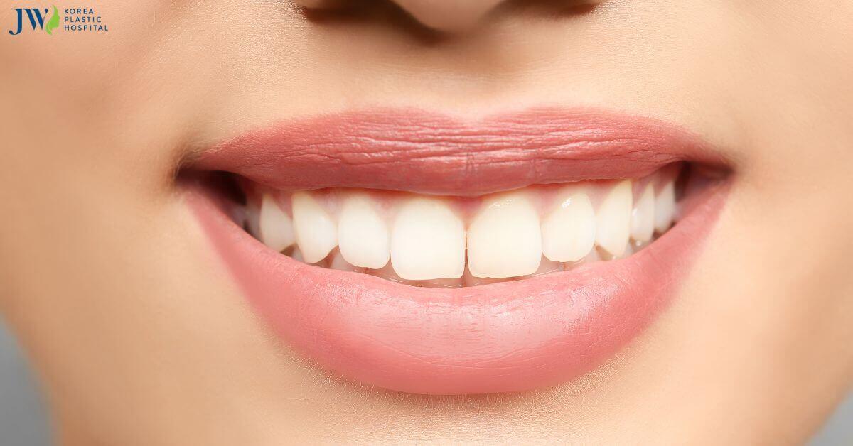 Trồng răng implant có an toàn không? Chăm sóc như thế nào? Thumb