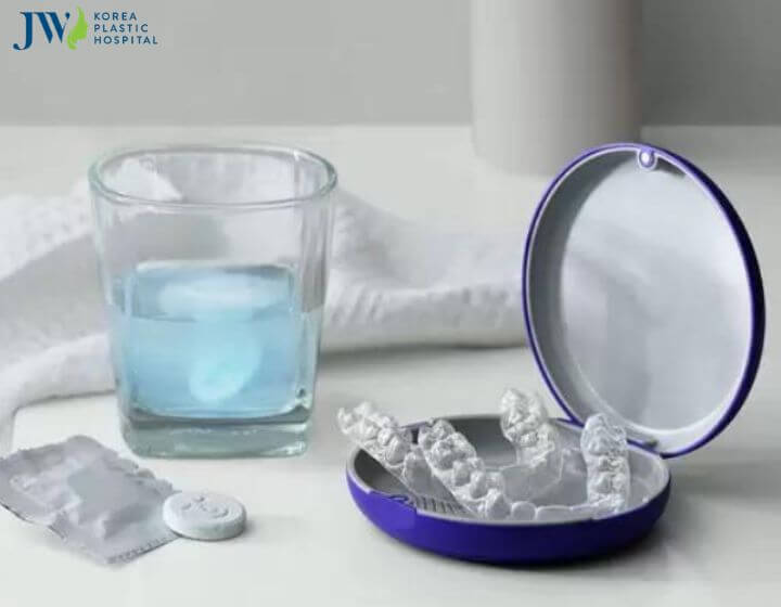 Cách vệ sinh khay niềng răng trong suốt có thể bạn chưa biết! 2